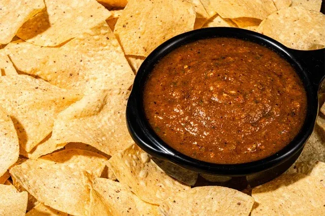 Salsa & Chips